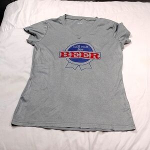 Will Run for beer women's quarter sleeved shirt size small